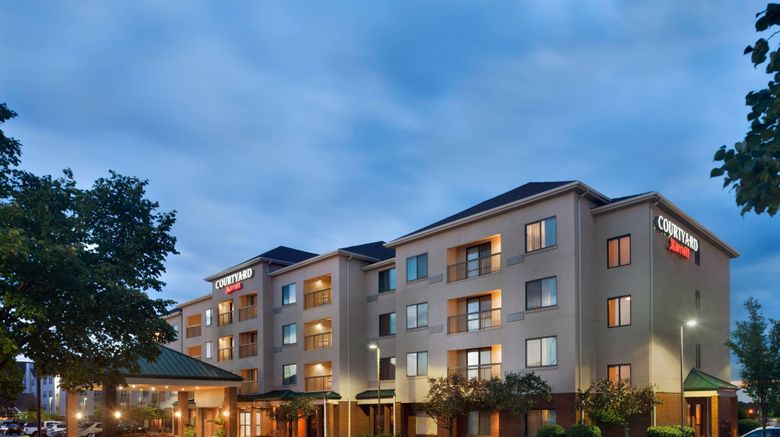 <b>Courtyard Dayton Beavercreek Exterior</b>. Images powered by <a href="https://www.leonardoworldwide.com/" title="Leonardo Worldwide" target="_blank">Leonardo</a>.
