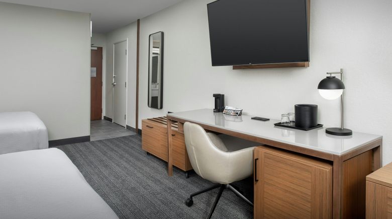 <b>Courtyard Dayton Beavercreek Room</b>. Images powered by <a href="https://www.leonardoworldwide.com/" title="Leonardo Worldwide" target="_blank">Leonardo</a>.