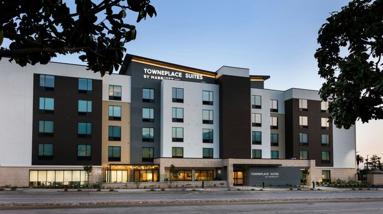 TownePlace Suites Monrovia Exterior