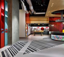 Aloft Al Mina Dubai Lobby