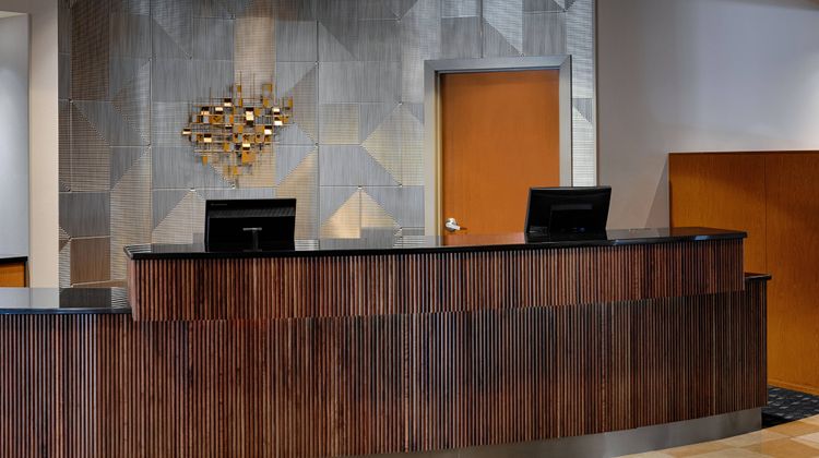 Courtyard Springfield Downtown Lobby
