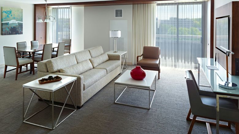 <b>Marriott at the University of Dayton Room</b>. Images powered by <a href="https://www.leonardoworldwide.com/" title="Leonardo Worldwide" target="_blank">Leonardo</a>.