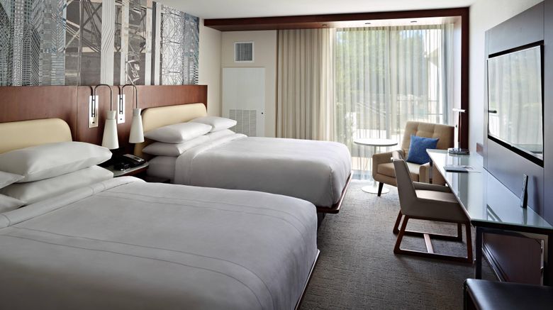<b>Marriott at the University of Dayton Room</b>. Images powered by <a href="https://www.leonardoworldwide.com/" title="Leonardo Worldwide" target="_blank">Leonardo</a>.