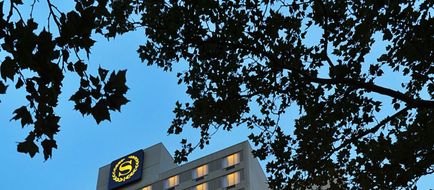Sheraton Bucks County Hotel Exterior
