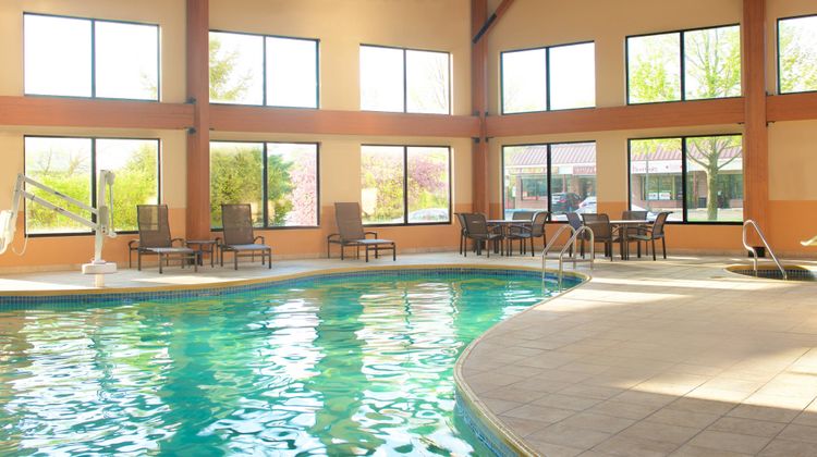 Sheraton Bucks County Hotel Pool