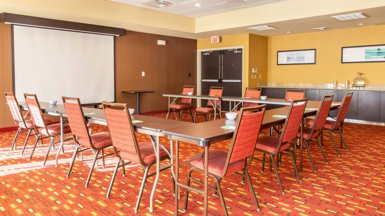 <b>Courtyard by Marriott Lexington Airport Meeting</b>. Images powered by <a href="https://www.leonardoworldwide.com/" title="Leonardo Worldwide" target="_blank">Leonardo</a>.