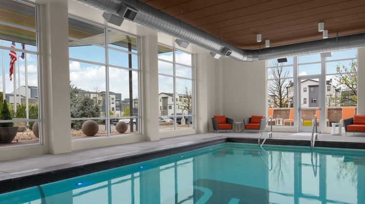 Aloft Broomeld  Denver Pool