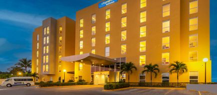 City Express by Marriott Tuxpan Exterior
