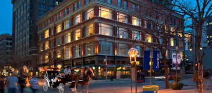 Courtyard Denver Downtown Exterior