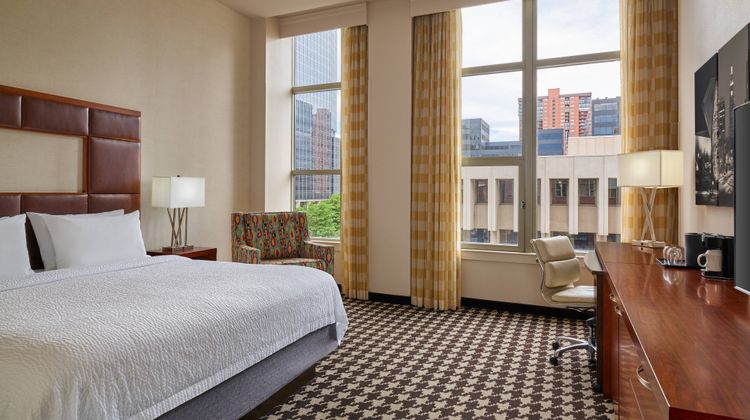 Courtyard Denver Downtown Room