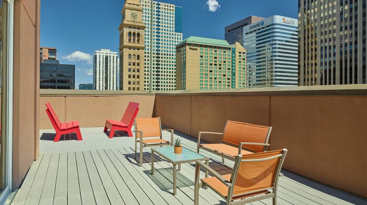 Courtyard Denver Downtown Suite