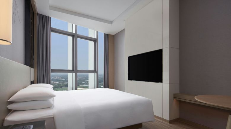 <b>Courtyard Hangzhou Xihu Room</b>. Images powered by <a href="https://www.leonardoworldwide.com/" title="Leonardo Worldwide" target="_blank">Leonardo</a>.