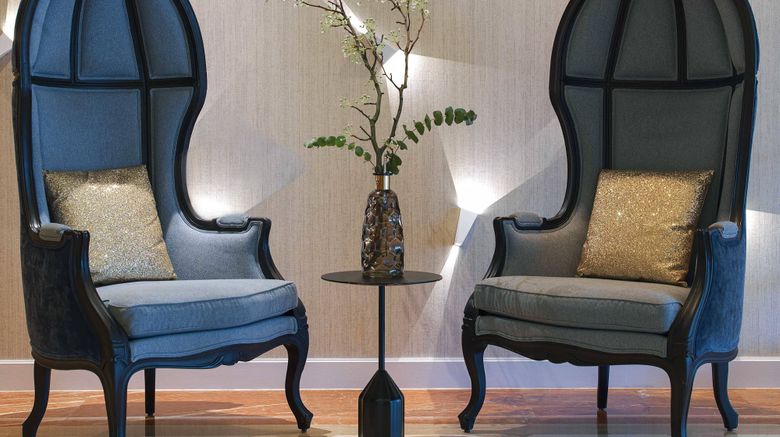 <b>Renaissance Paris La Defense Hotel Lobby</b>. Images powered by <a href="https://www.leonardoworldwide.com/" title="Leonardo Worldwide" target="_blank">Leonardo</a>.