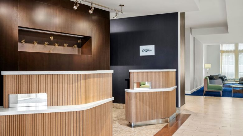 <b>Courtyard by Marriott Evansville East Lobby</b>. Images powered by <a href="https://www.leonardoworldwide.com/" title="Leonardo Worldwide" target="_blank">Leonardo</a>.