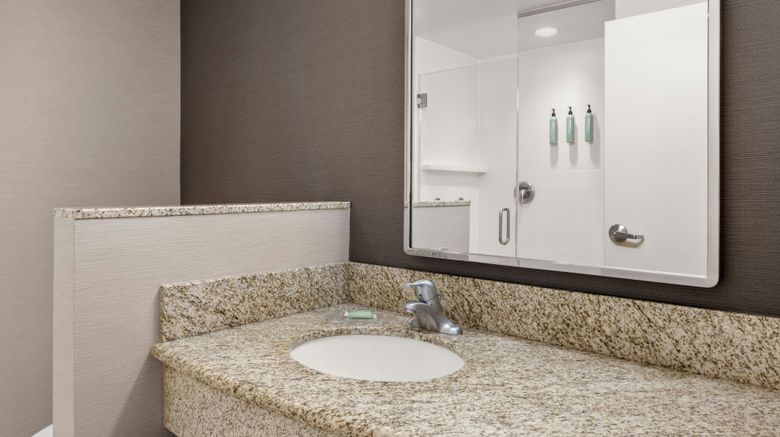 <b>Courtyard by Marriott Evansville East Room</b>. Images powered by <a href="https://www.leonardoworldwide.com/" title="Leonardo Worldwide" target="_blank">Leonardo</a>.