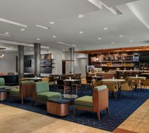 Courtyard by Marriott Evansville East Lobby
