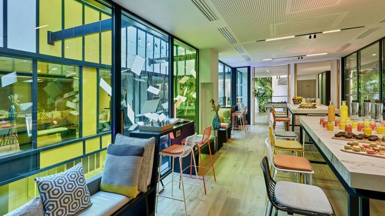 <b>Courtyard Paris Gare de Lyon Restaurant</b>. Images powered by <a href="https://www.leonardoworldwide.com/" title="Leonardo Worldwide" target="_blank">Leonardo</a>.
