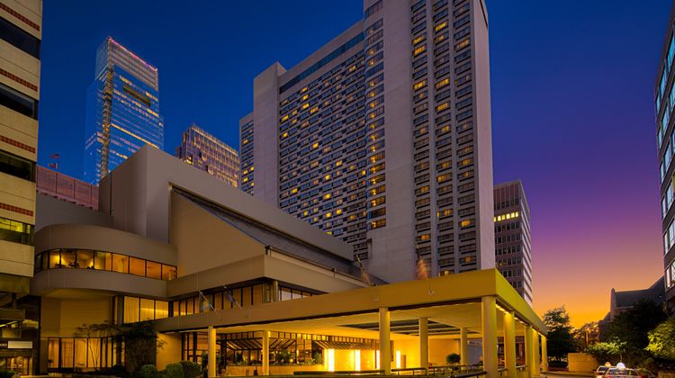 Sheraton Philadelphia Downtown Exterior
