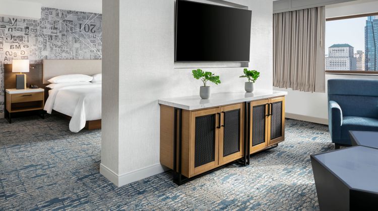 Sheraton Philadelphia Downtown Suite