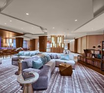 JW Marriott Anaheim Resort Lobby