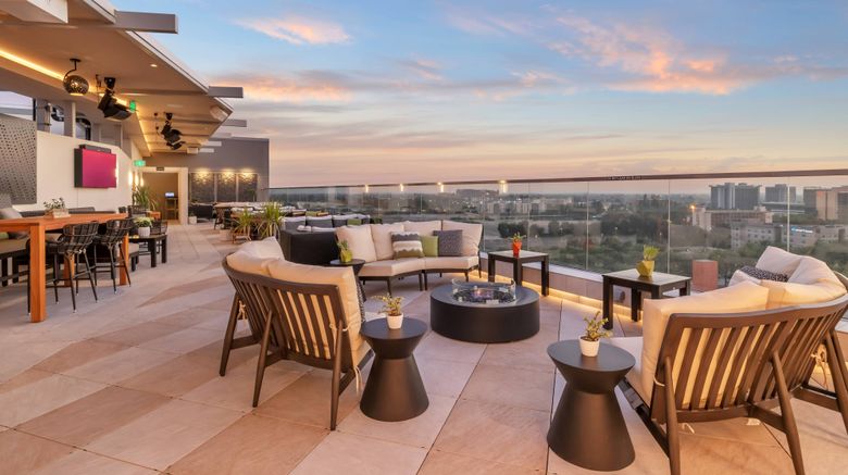 <b>JW Marriott Anaheim Resort Restaurant</b>. Images powered by <a href="https://www.leonardoworldwide.com/" title="Leonardo Worldwide" target="_blank">Leonardo</a>.