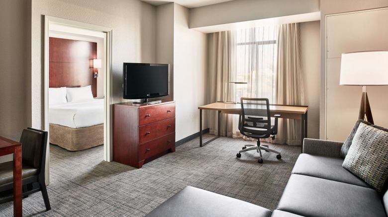 <b>Residence Inn Phoenix Gilbert Room</b>. Images powered by <a href="https://www.leonardoworldwide.com/" title="Leonardo Worldwide" target="_blank">Leonardo</a>.