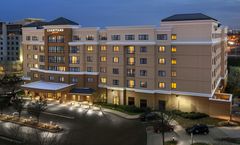 Courtyard by Marriott Newark Elizabeth