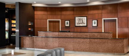 Courtyard by Marriott Newark Elizabeth Lobby