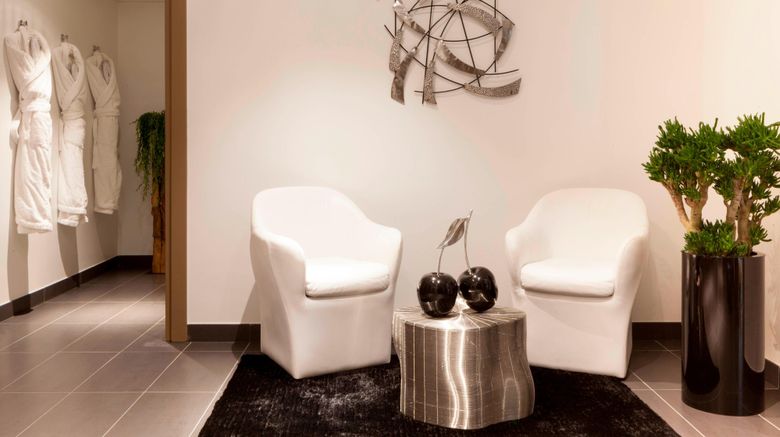 <b>AC Hotel Paris Le Bourget Airport Spa</b>. Images powered by <a href="https://www.leonardoworldwide.com/" title="Leonardo Worldwide" target="_blank">Leonardo</a>.