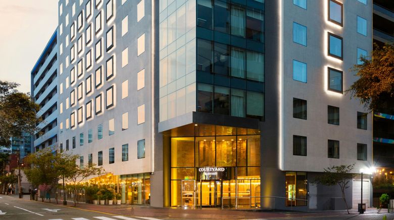 <b>Courtyard by Marriott Lima Miraflores Exterior</b>. Images powered by <a href="https://www.leonardoworldwide.com/" title="Leonardo Worldwide" target="_blank">Leonardo</a>.