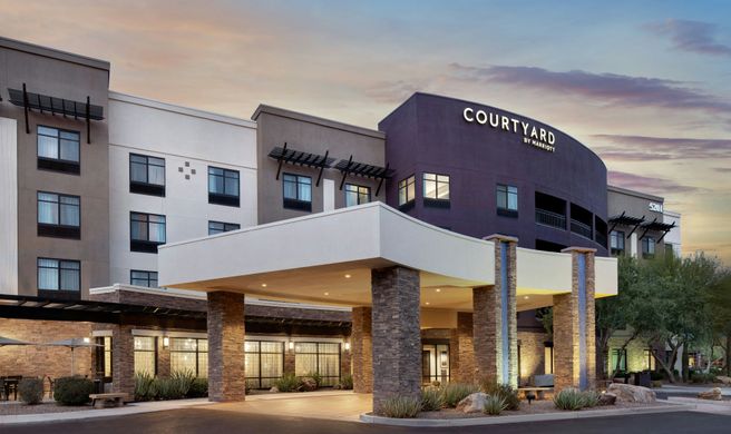 Courtyard Scottsdale Salt River Exterior