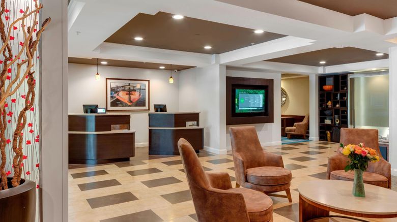 <b>Courtyard Portsmouth Marriott Lobby</b>. Images powered by <a href="https://www.leonardoworldwide.com/" title="Leonardo Worldwide" target="_blank">Leonardo</a>.