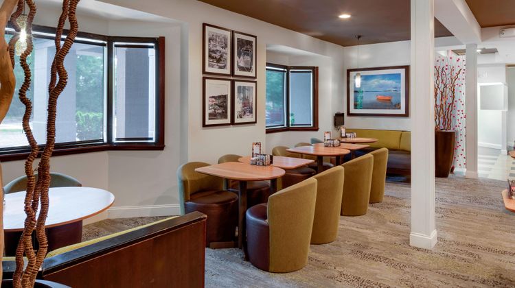 Courtyard Portsmouth Marriott Restaurant