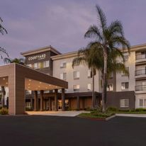 Courtyard Ventura Simi Valley