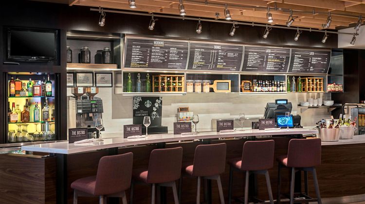 Courtyard Marriott Jersey City Newport Restaurant
