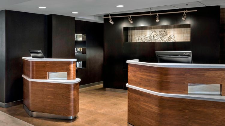 Courtyard Marriott Jersey City Newport Exterior