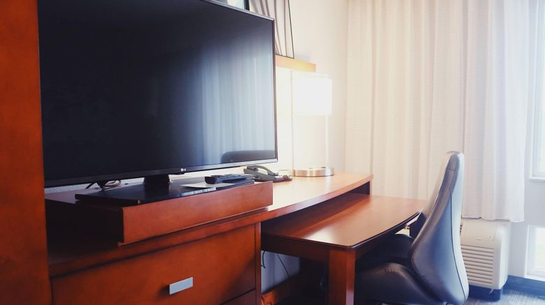 <b>Courtyard by Marriott Owensboro Room</b>. Images powered by <a href="https://www.leonardoworldwide.com/" title="Leonardo Worldwide" target="_blank">Leonardo</a>.