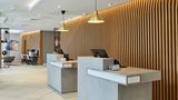 Courtyard by Marriott Oxford City Centre Lobby