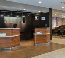 Courtyard by Marriott Lincroft Red Bank Lobby
