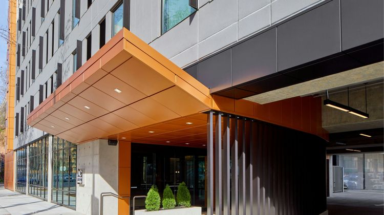 AC Hotel Sacramento Exterior