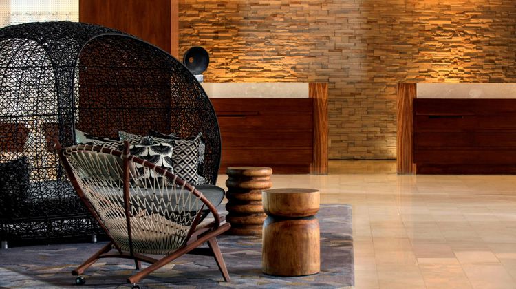 Renaissance Palm Springs Hotel Lobby