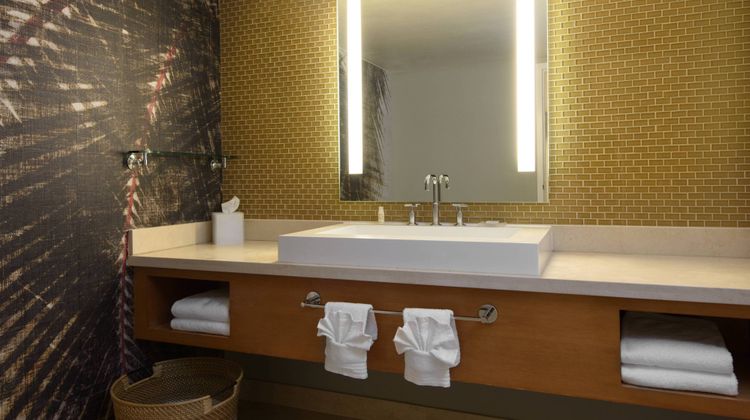 Renaissance Palm Springs Hotel Room