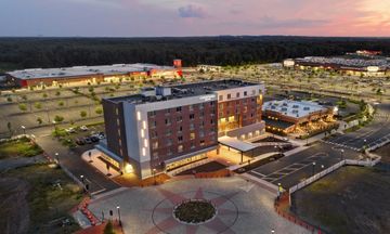 Courtyard By Marriott North Brunswick