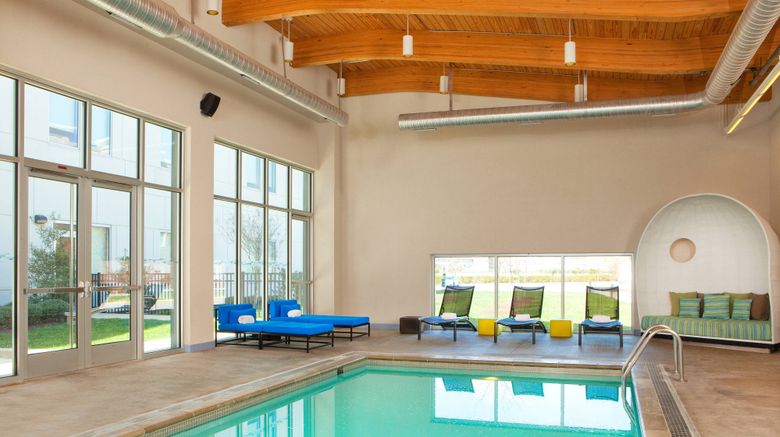 <b>aloft Chesapeake Pool</b>. Images powered by <a href="https://www.leonardoworldwide.com/" title="Leonardo Worldwide" target="_blank">Leonardo</a>.