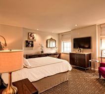 The Cavalier Hotel-Autograph Collection Room
