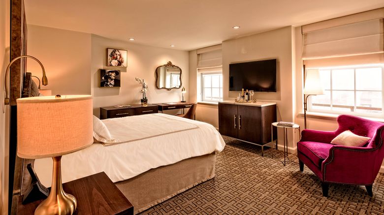 <b>The Cavalier Hotel-Autograph Collection Room</b>. Images powered by <a href="https://www.leonardoworldwide.com/" title="Leonardo Worldwide" target="_blank">Leonardo</a>.