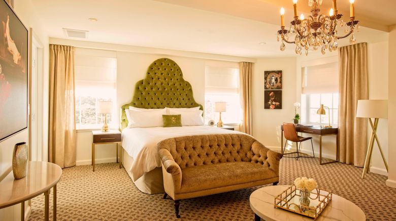 <b>The Cavalier Hotel-Autograph Collection Suite</b>. Images powered by <a href="https://www.leonardoworldwide.com/" title="Leonardo Worldwide" target="_blank">Leonardo</a>.