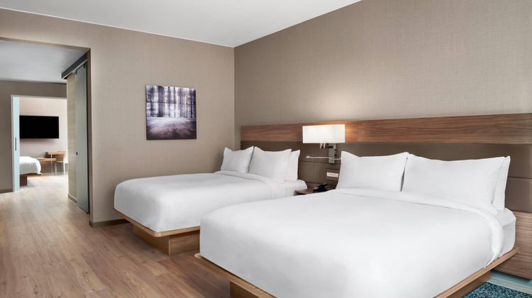 AC Hotel By Marriott Pittsburgh Downtown Room