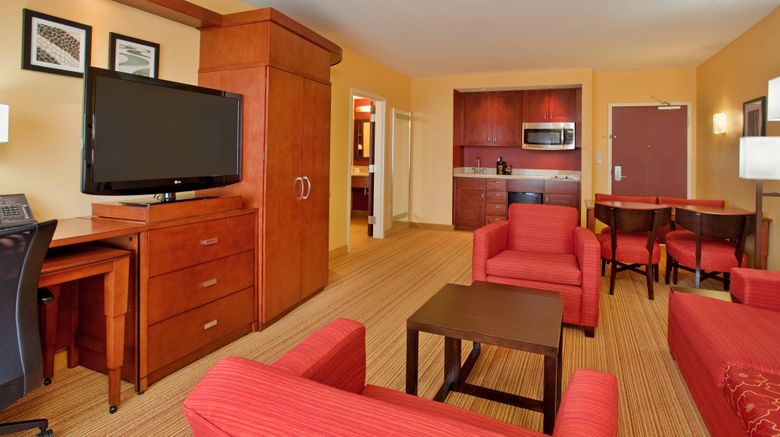 <b>Courtyard Pittsburgh North/CranberryWood Room</b>. Images powered by <a href="https://www.leonardoworldwide.com/" title="Leonardo Worldwide" target="_blank">Leonardo</a>.