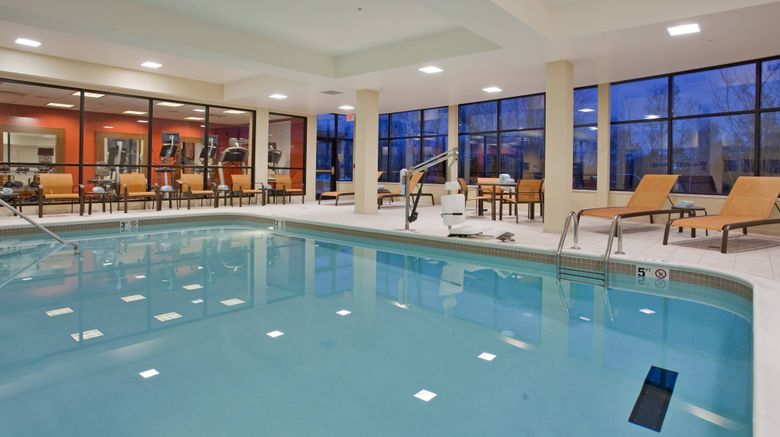 <b>Courtyard Pittsburgh North/CranberryWood Pool</b>. Images powered by <a href="https://www.leonardoworldwide.com/" title="Leonardo Worldwide" target="_blank">Leonardo</a>.